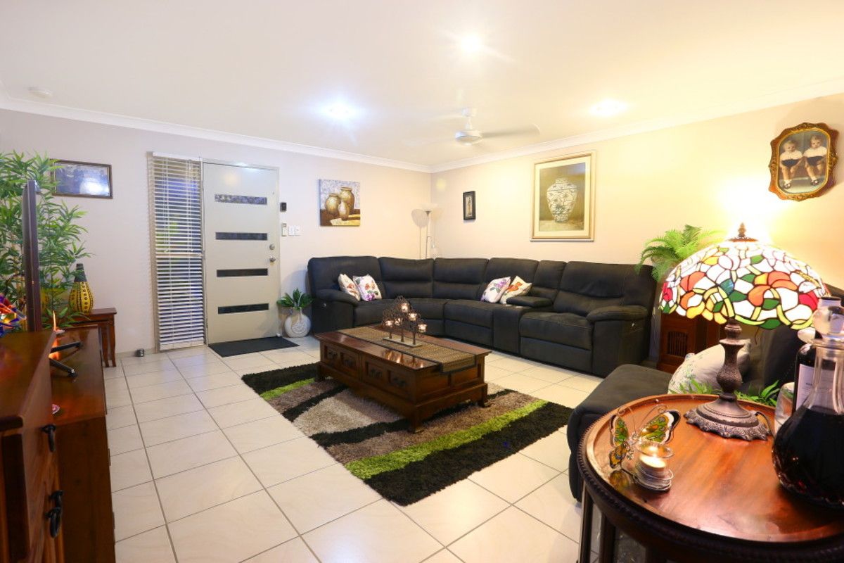 4/136 Pacific Pines Boulevard, Pacific Pines QLD 4211, Image 2