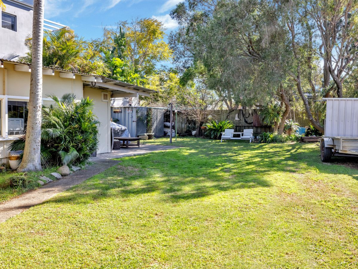6 Berry Avenue, North Narrabeen NSW 2101, Image 2