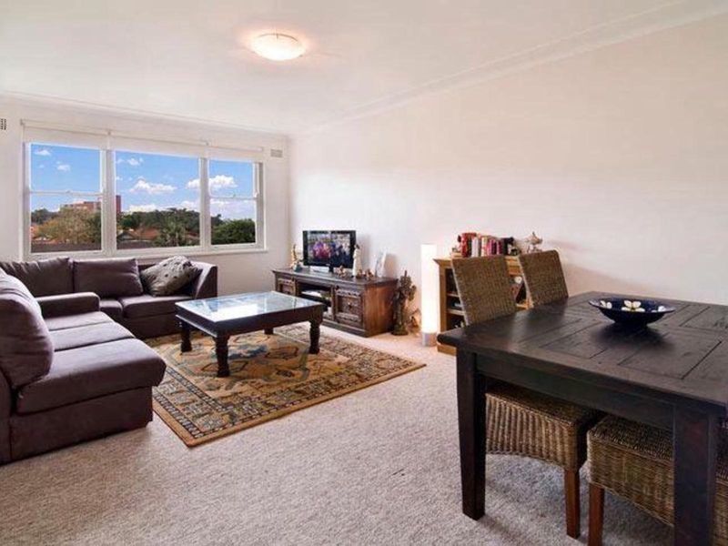 2 bedrooms Apartment / Unit / Flat in 6/84 Bent Street NEUTRAL BAY NSW, 2089