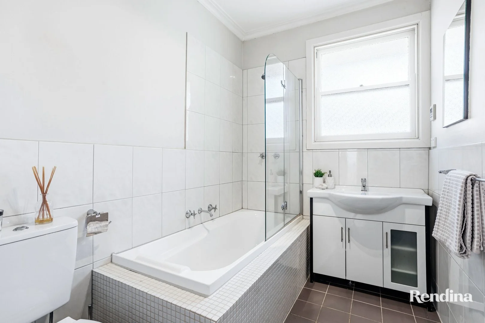 Additional image 11 of 1/16 Curie Avenue, Oak Park VIC 3046