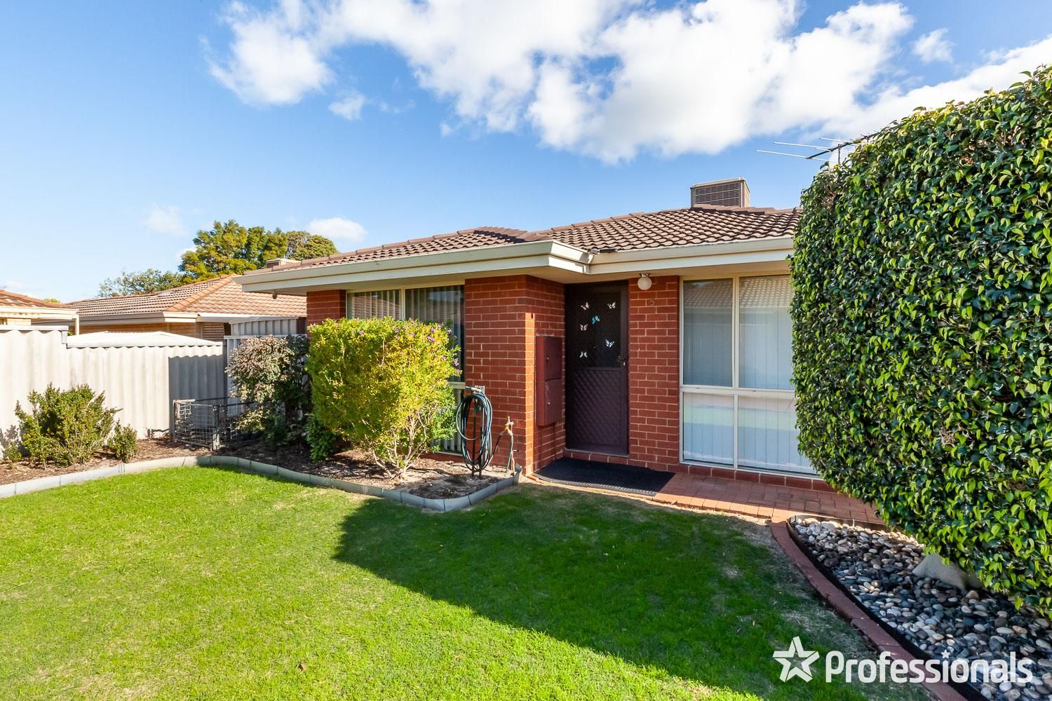 3 bedrooms Apartment / Unit / Flat in 5/25 Dale Rd ARMADALE WA, 6112