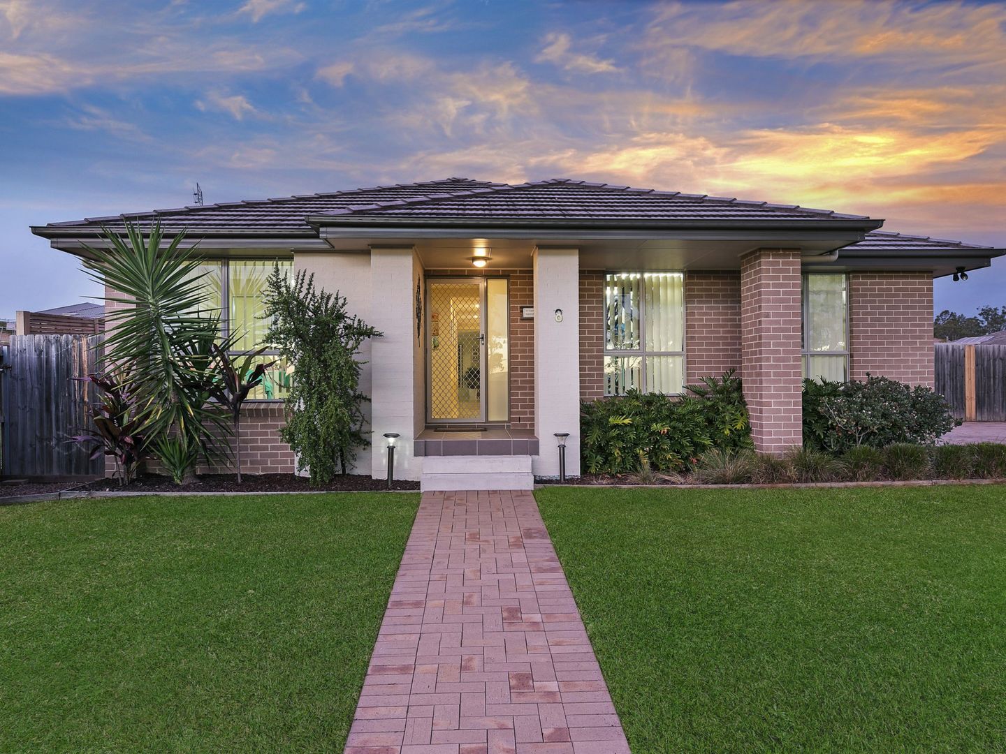 8 Snapdragon Crescent, Hamlyn Terrace NSW 2259, Image 1