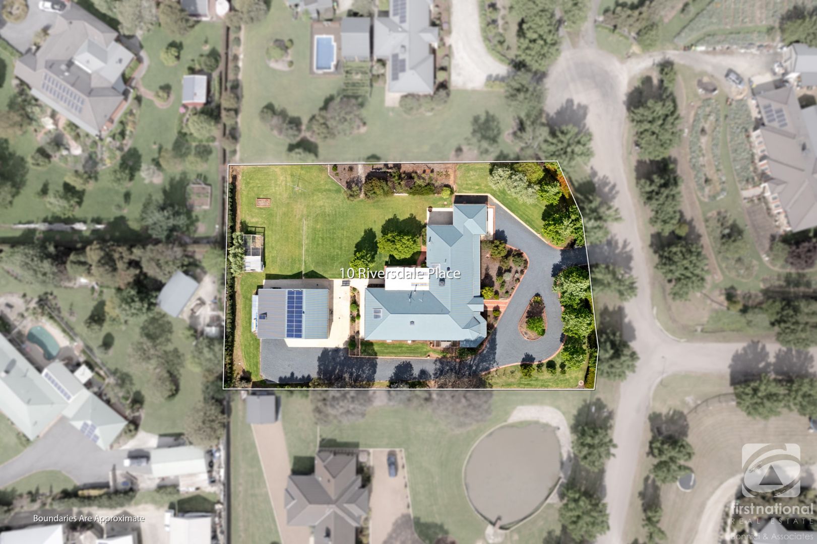 10 Riversdale Place, West Wodonga VIC 3690, Image 1