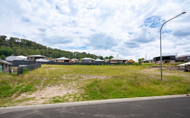 Vacant land in 11 Willowbank Avenue, LITHGOW NSW, 2790