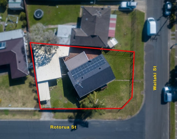 16 Waitaki Street, Lethbridge Park NSW 2770