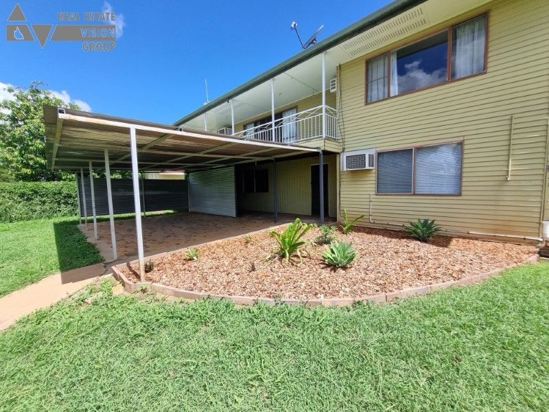 4 bedrooms House in  BLACKWATER QLD, 4717