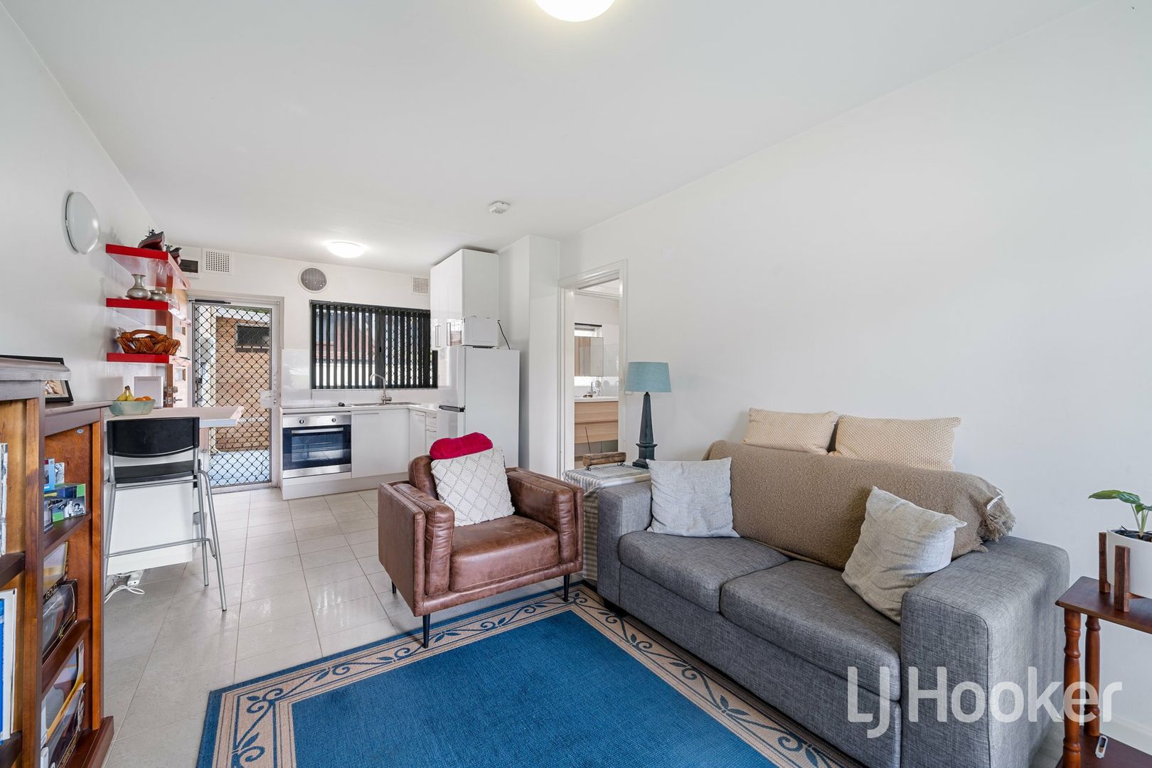 2/4 Minora Place, Rivervale WA 6103, Image 2