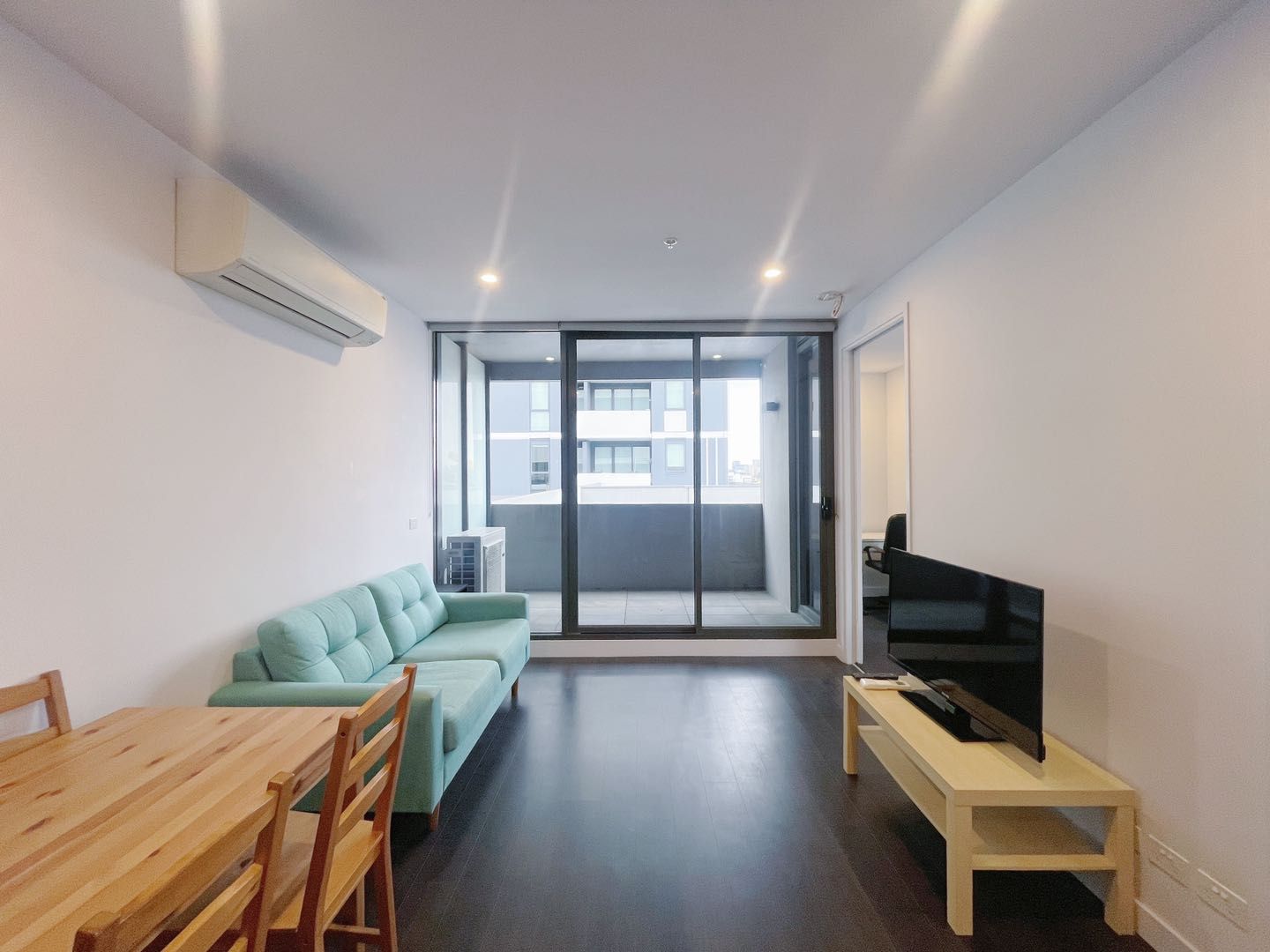 3 bedrooms Apartment / Unit / Flat in 508/67 Galada Avenue PARKVILLE VIC, 3052