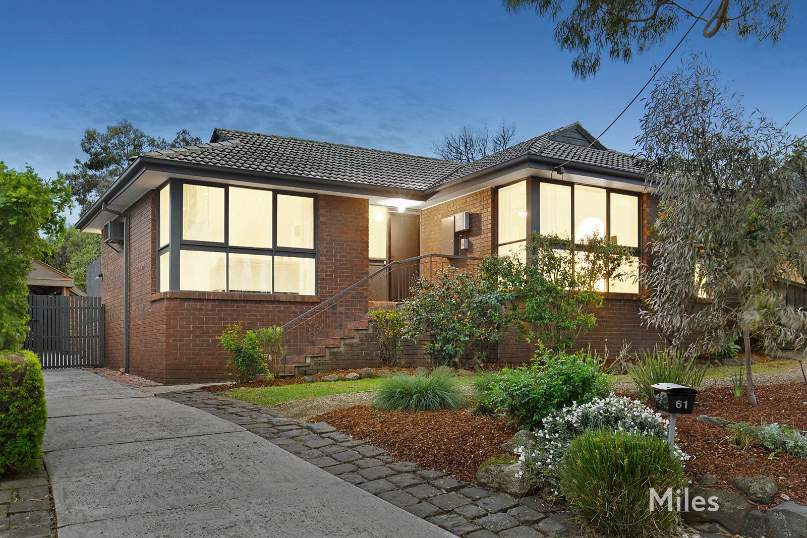 61 Rosemar Circuit, Viewbank VIC 3084, Image 0