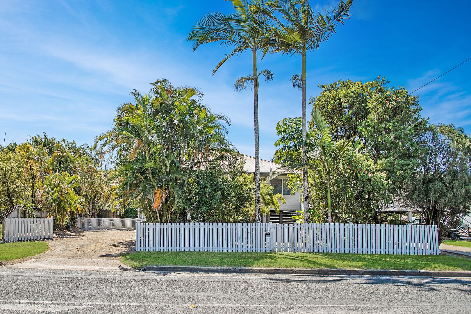 368 Anzac Avenue, Marian Property History & Address Research Domain