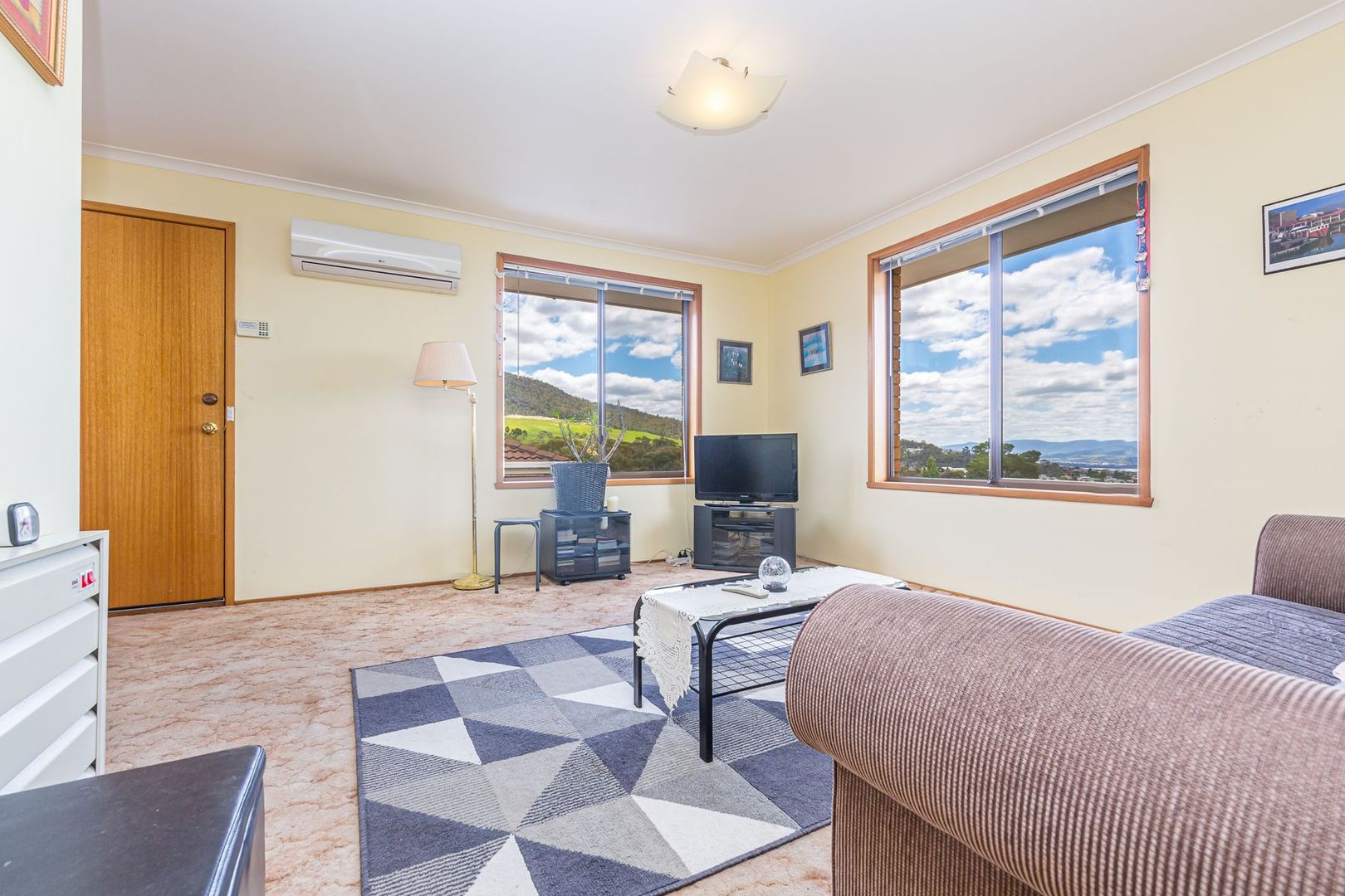 2/13 Longley Court, Glenorchy TAS 7010, Image 2