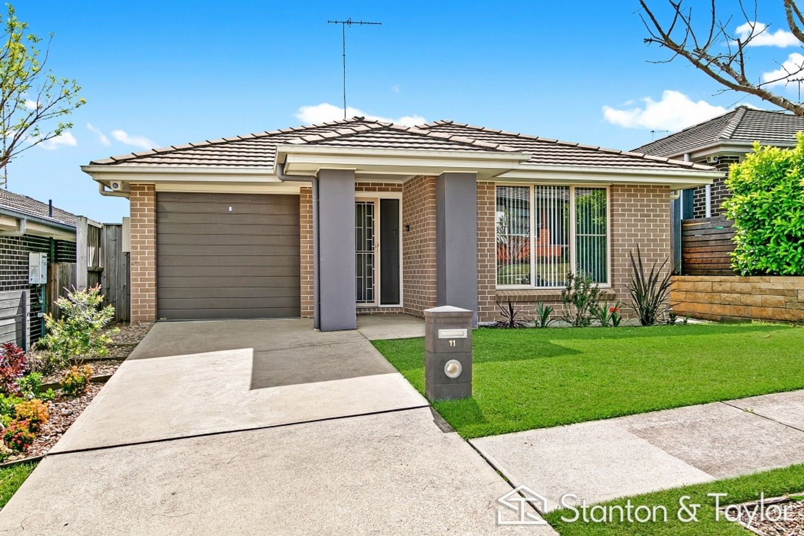 11 Sunrise Terrace, Glenmore Park NSW 2745, Image 0