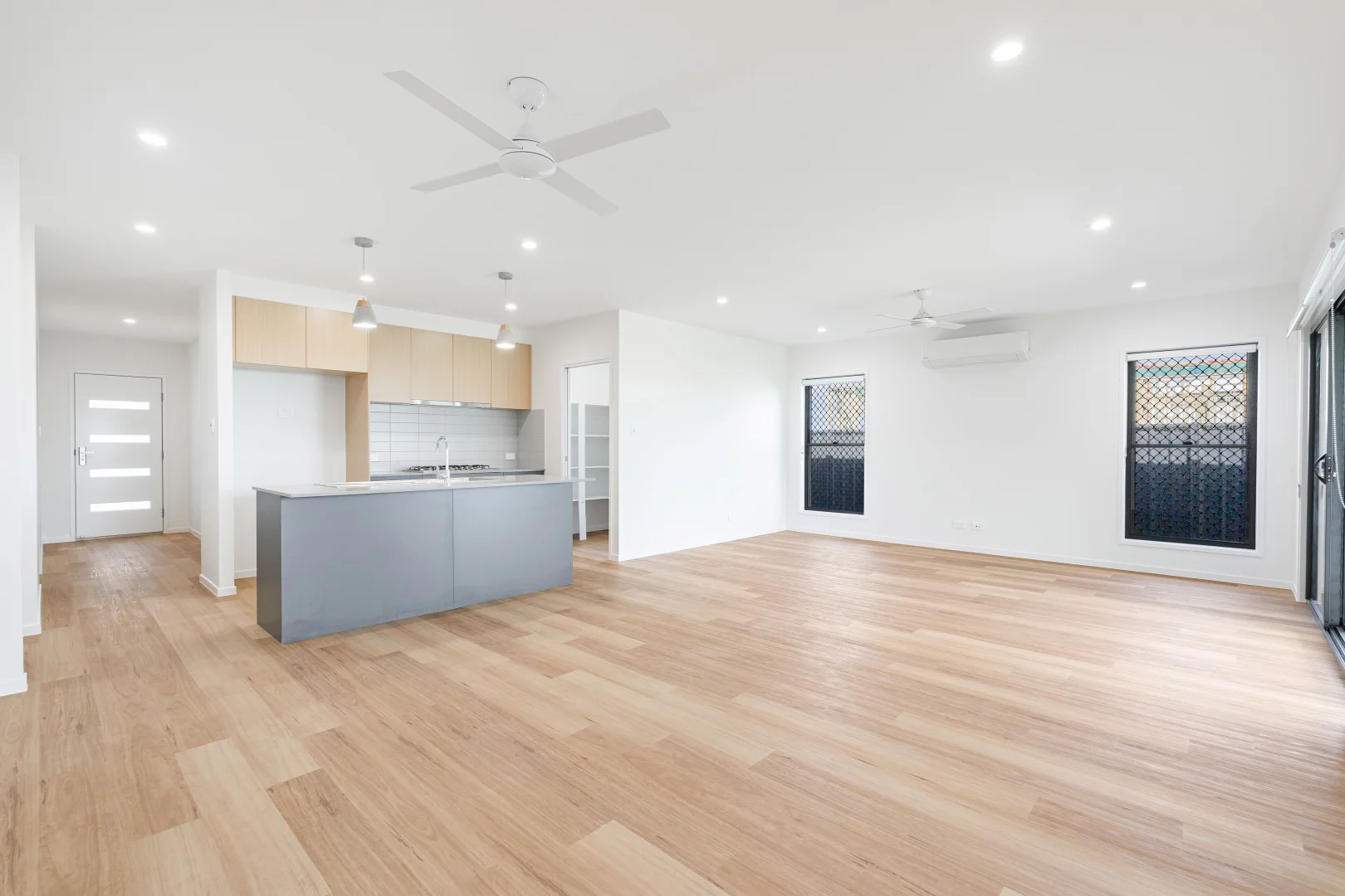 Additional image 18 of 7 Woodruff Crescent, Nikenbah QLD 4655