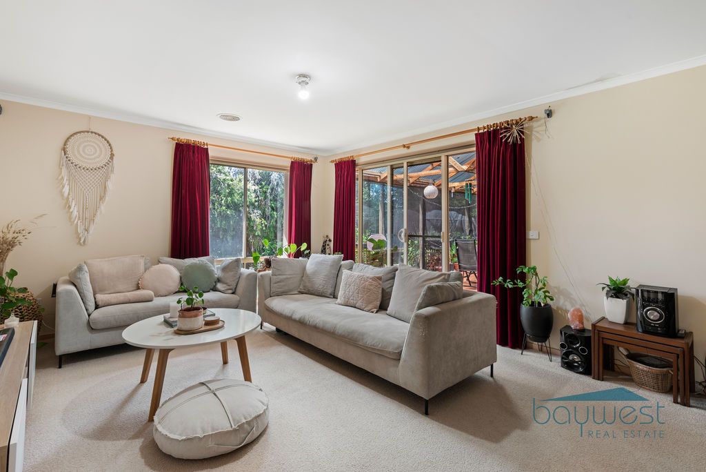 32 Michelle Drive, Hastings VIC 3915, Image 2