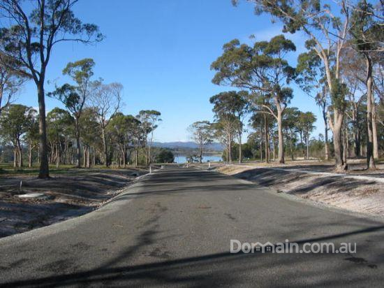 7 Sunset Boulevard , Clarence Point TAS 7270