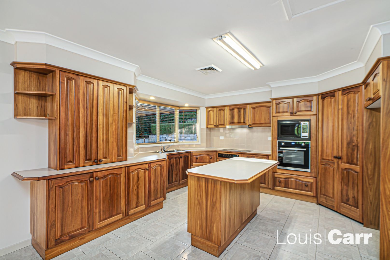 4 Viria Court, Glenhaven NSW 2156, Image 2