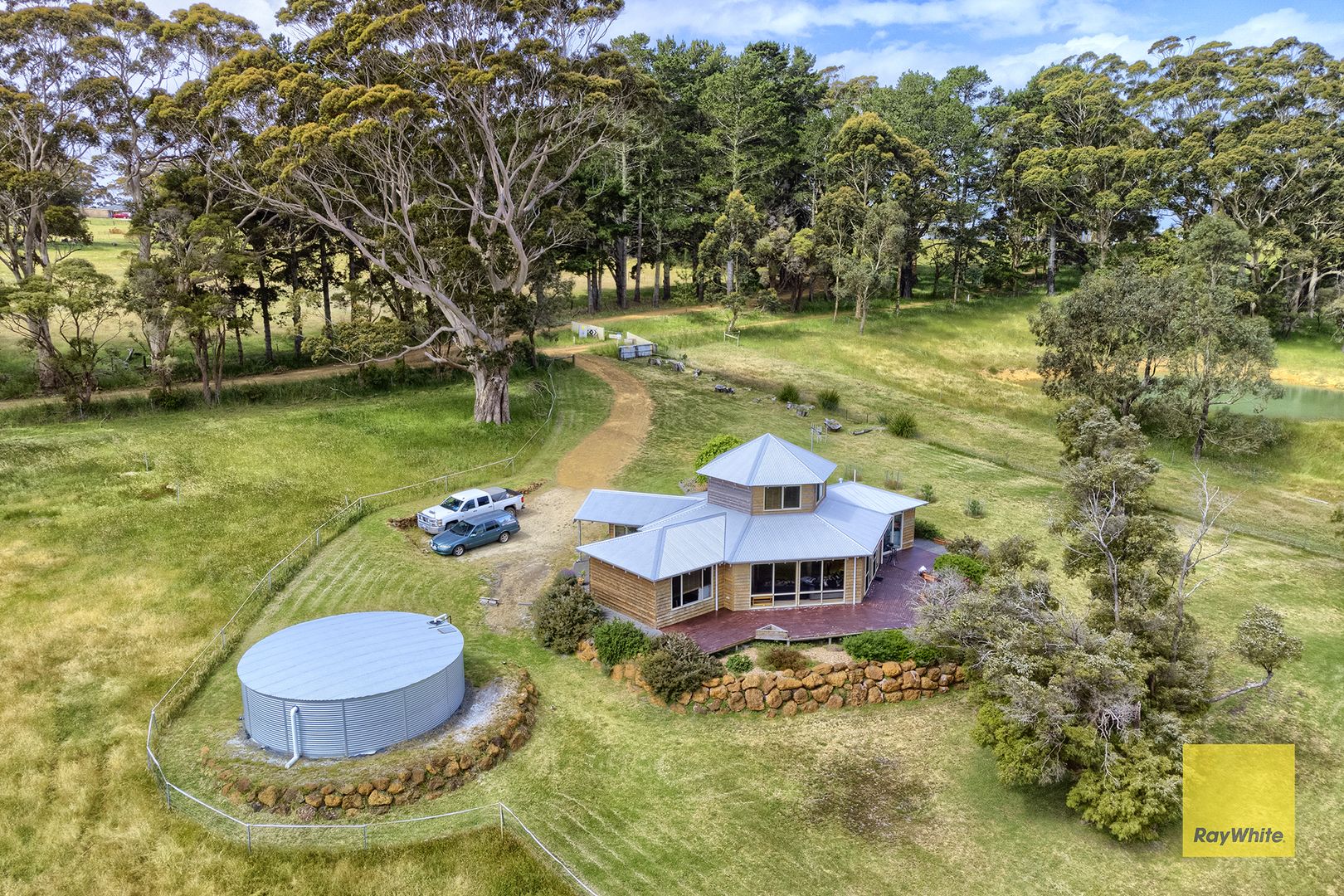 24 Mountain Road East, Bornholm WA 6330, Image 2