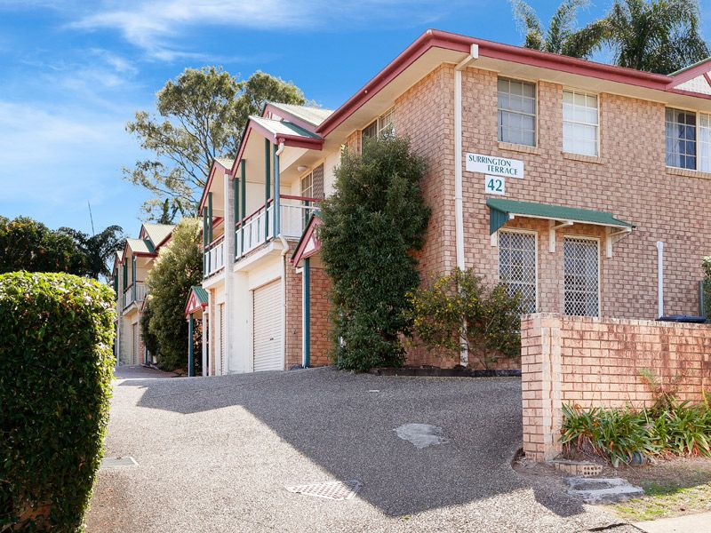 3 bedrooms Townhouse in 1/42 Surrey Street NUNDAH QLD, 4012