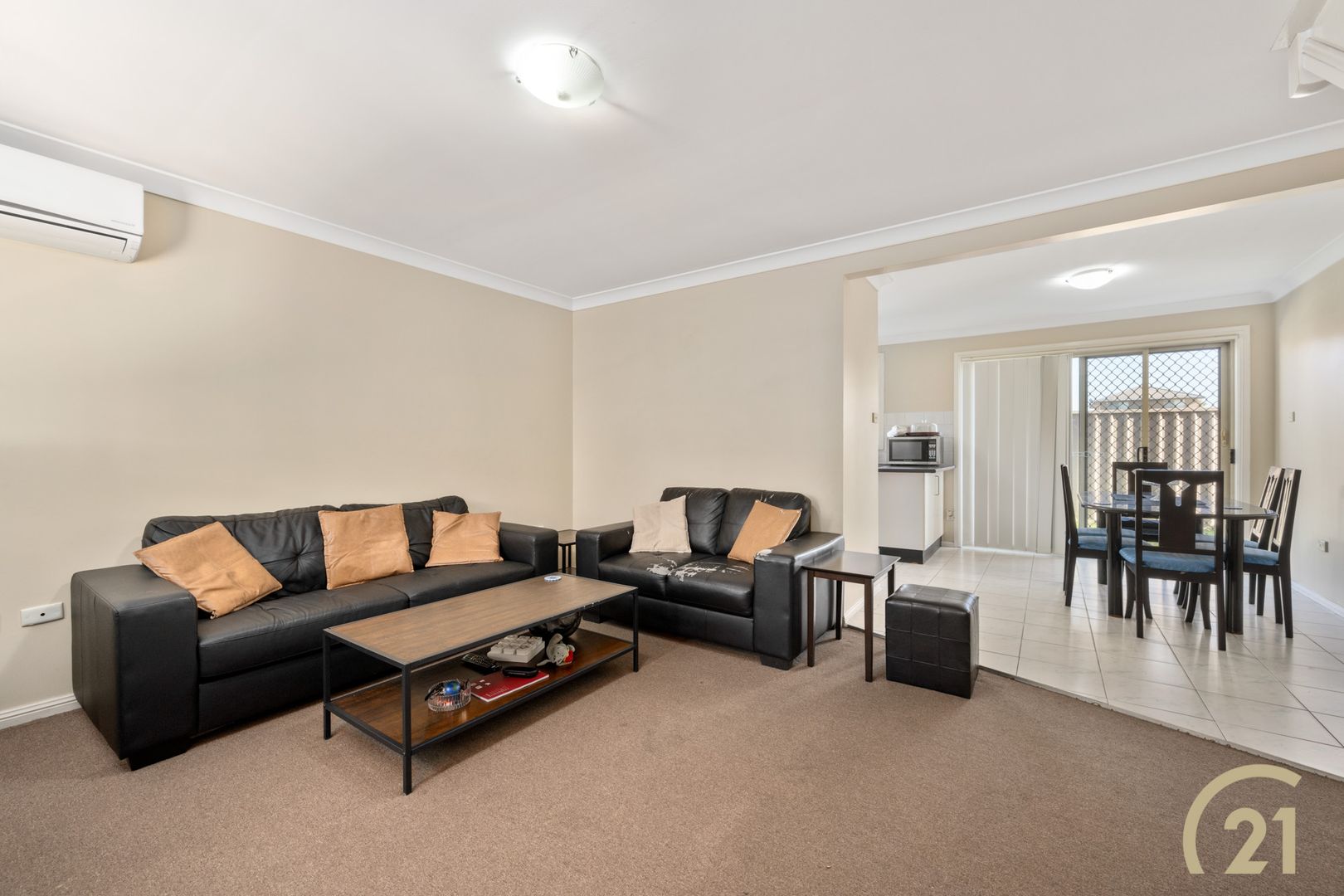 2/44 Eton Street, Smithfield NSW 2164, Image 2