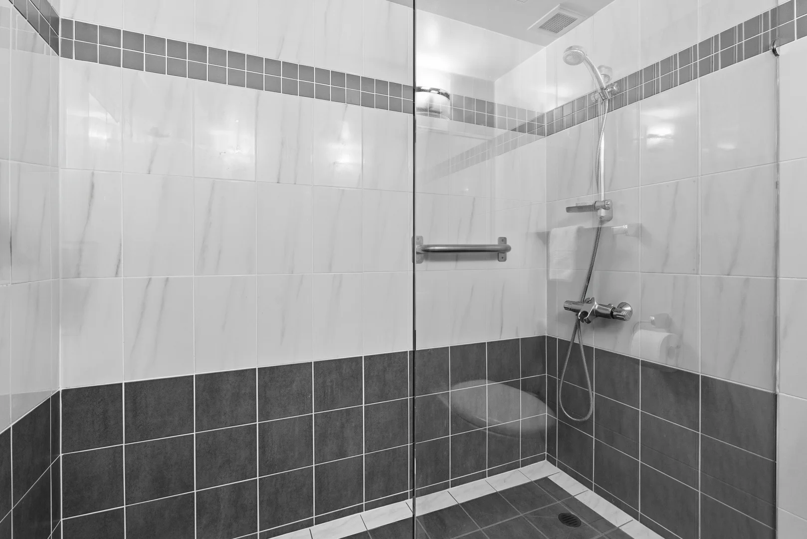 Additional image 14 of 071/15 Victoria Avenue, Broadbeach QLD 4218