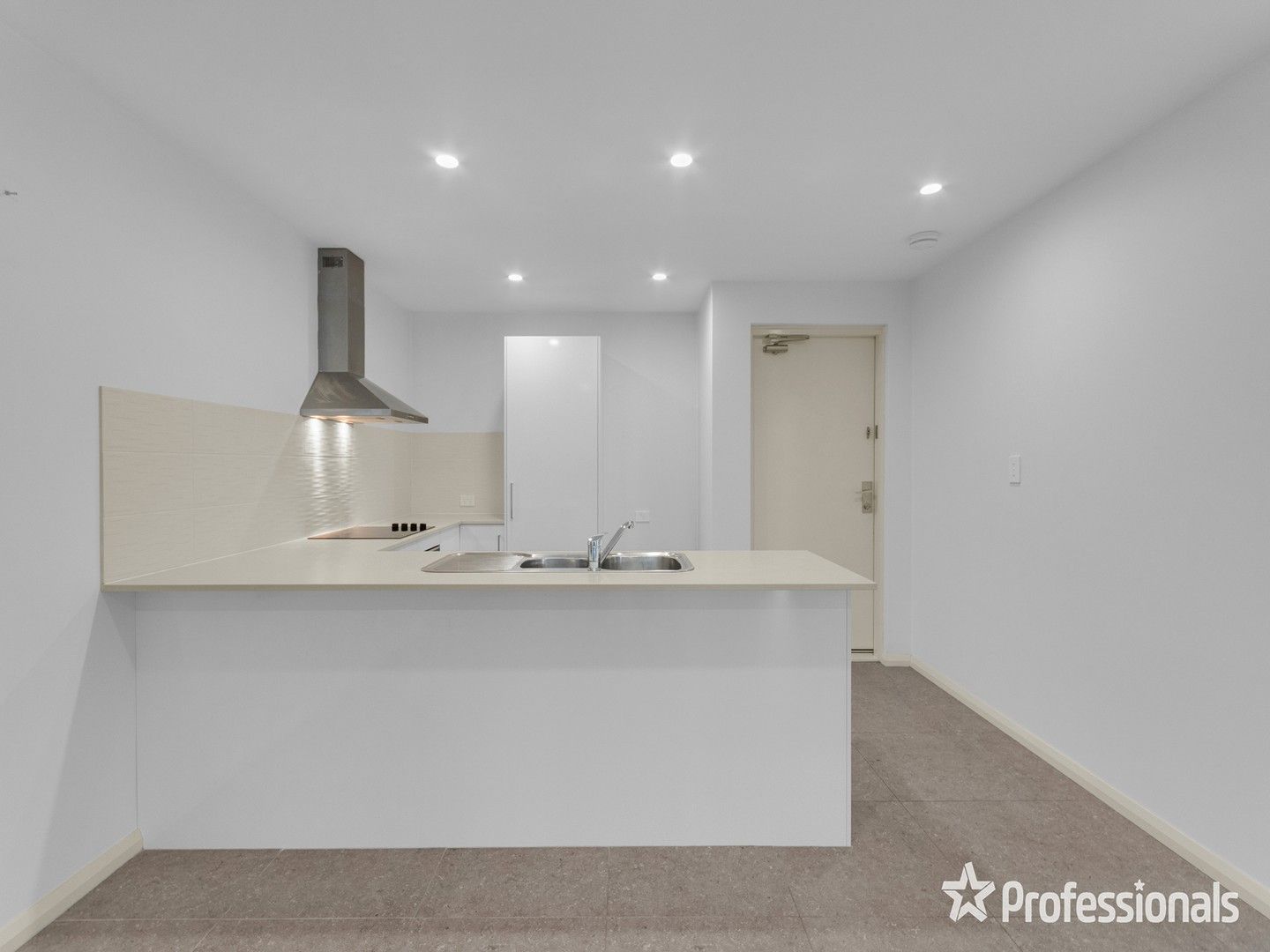 2 bedrooms Apartment / Unit / Flat in 6/6 Albion Street EAST CANNINGTON WA, 6107