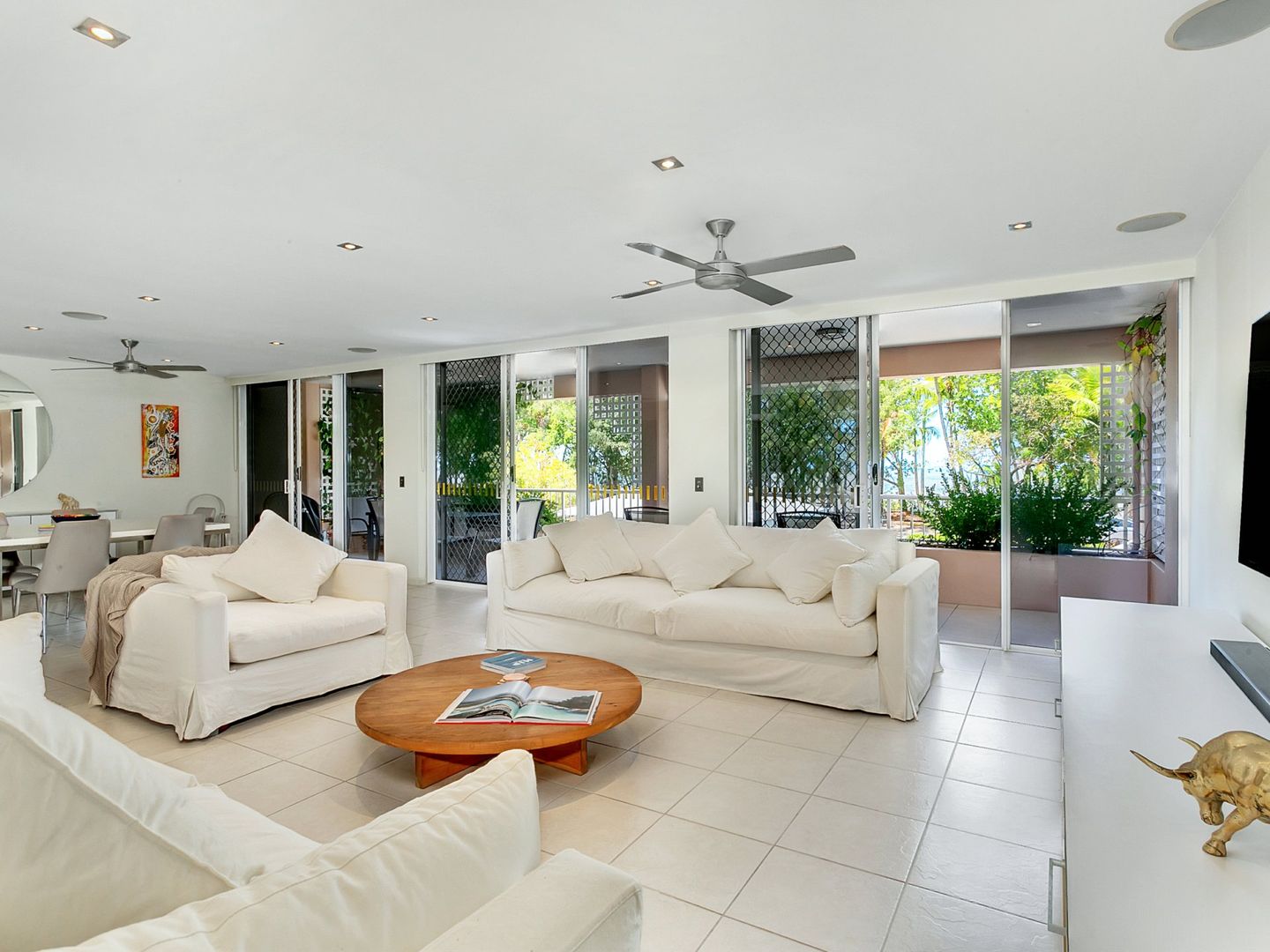 6/81-87 Arlington Esplanade, Clifton Beach QLD 4879, Image 2