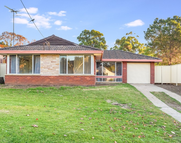 3 Banks Place, Camden South NSW 2570