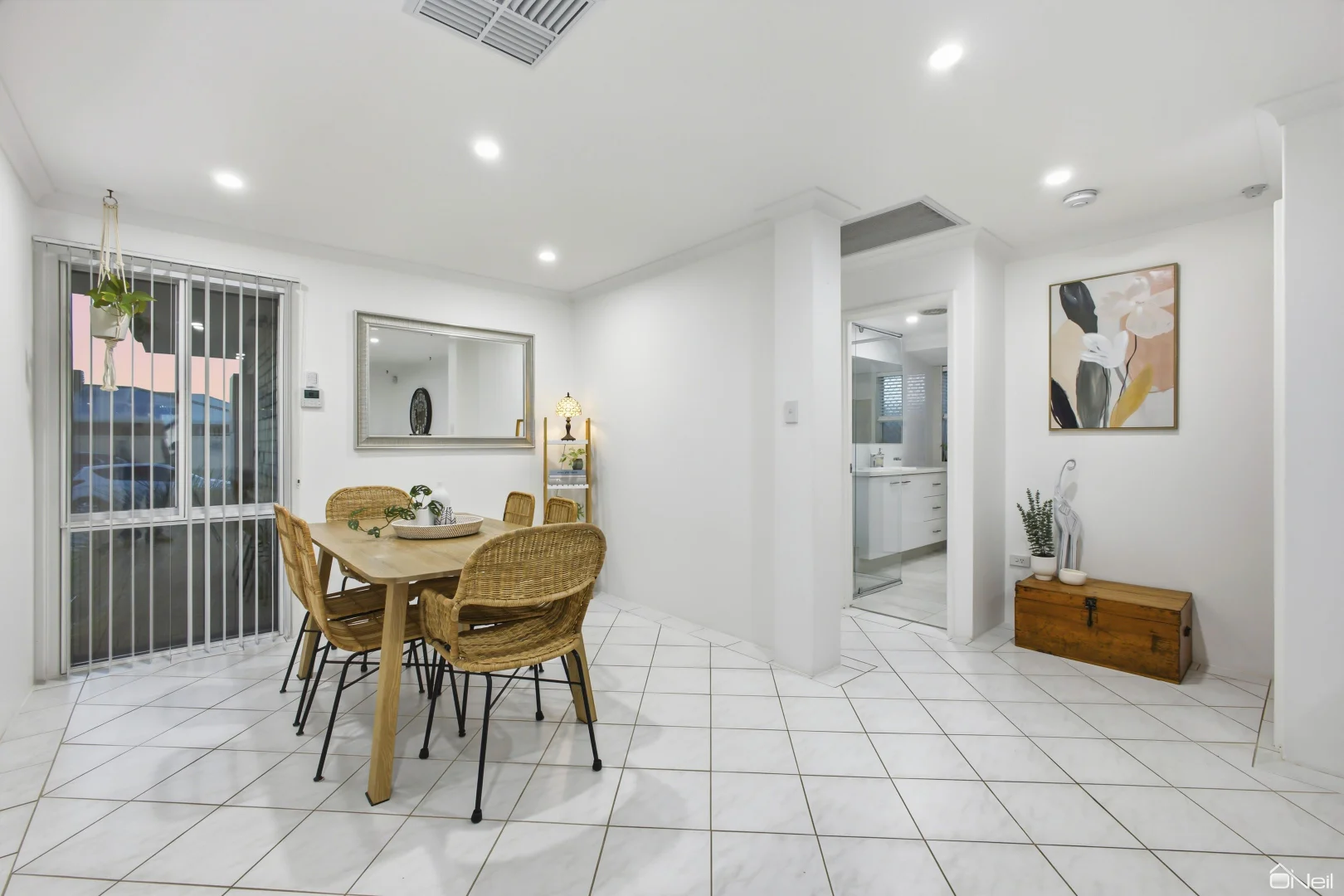 Additional image 10 of 2 Chisholm Circle, Seville Grove WA 6112