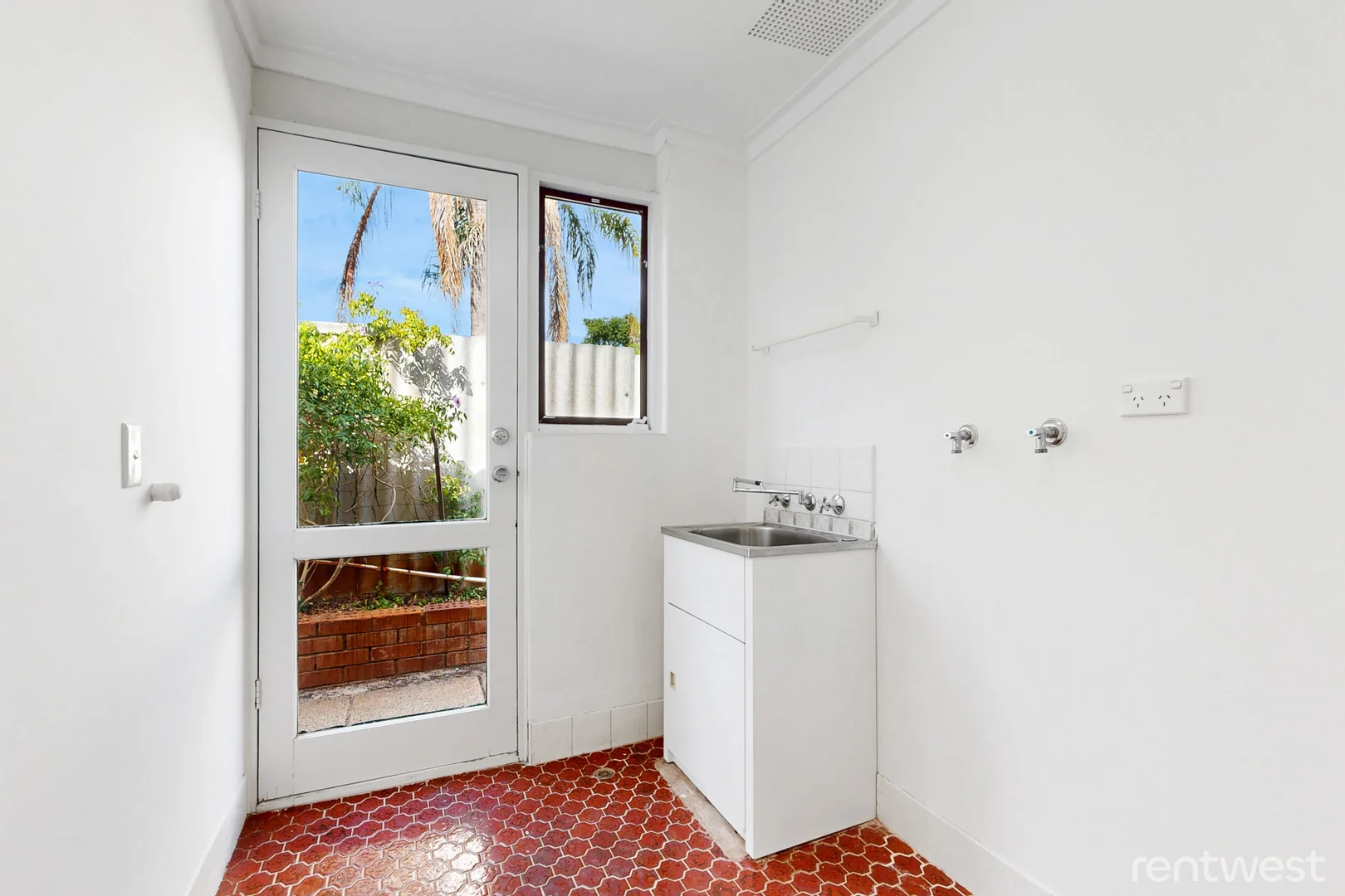 Additional image 11 of 69 Dean Rd, Bateman WA 6150