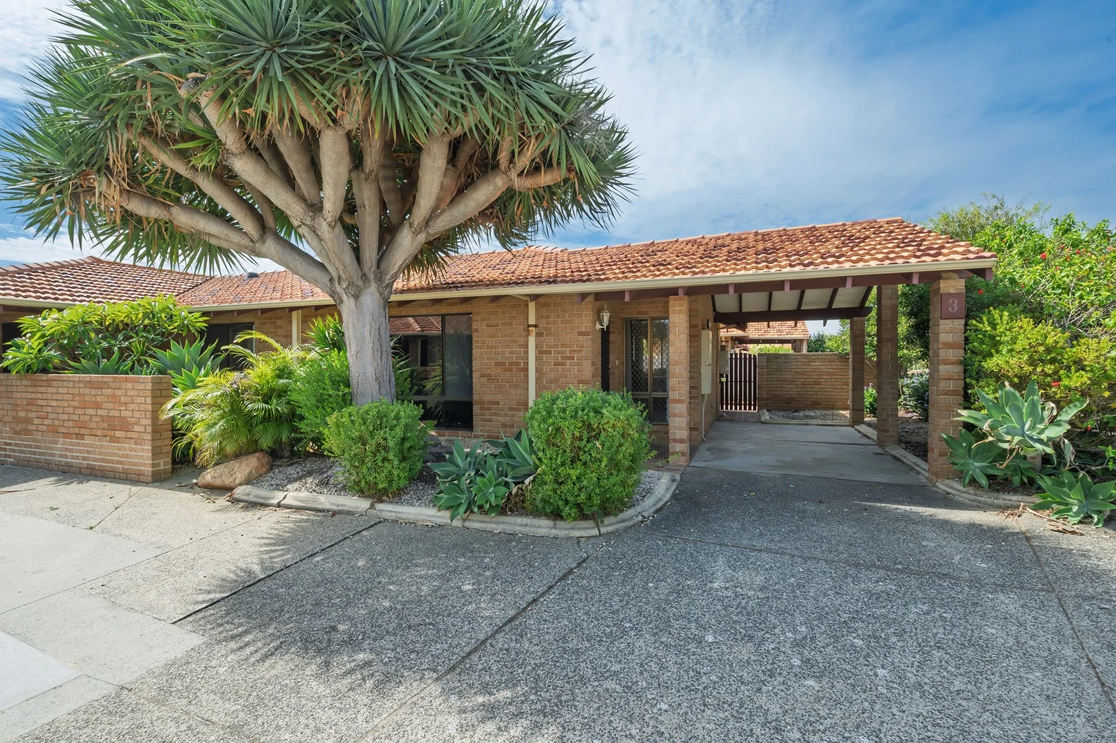 Primary image of 3/74 Cliff Street, Marmion WA 6020