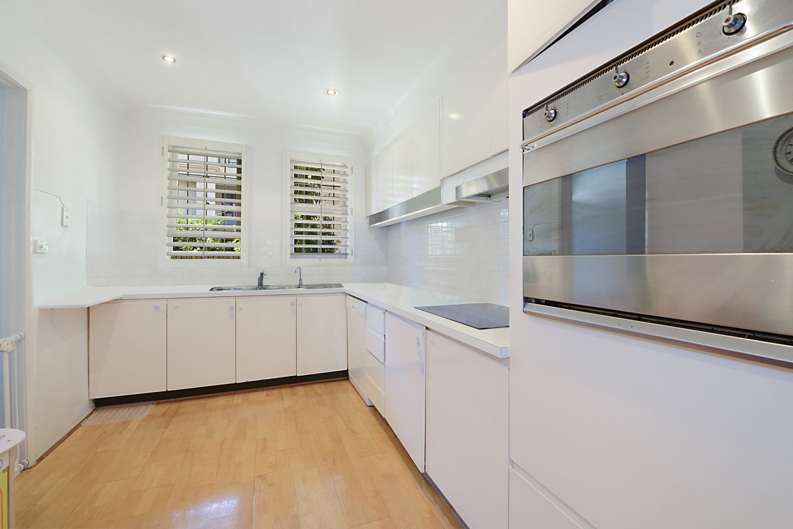 2/31 William Street, Double Bay NSW 2028, Image 2