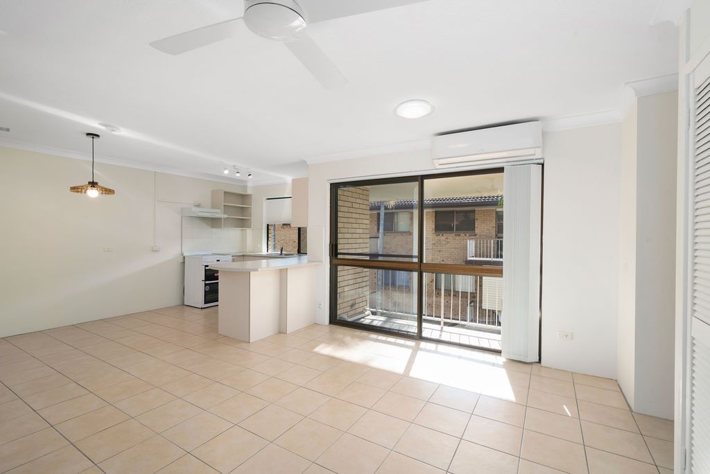 5/10 Allara Avenue, Palm Beach QLD 4221, Image 2