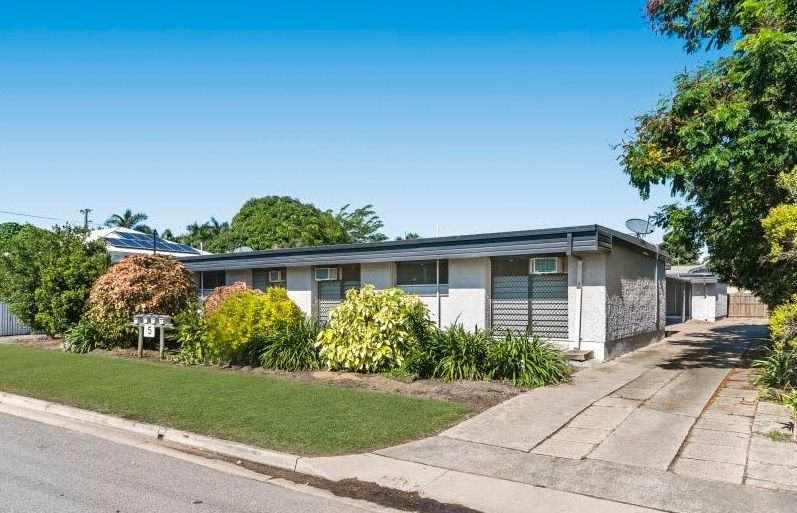 2 bedrooms House in 2/5 China Street MUNDINGBURRA QLD, 4812