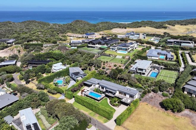 Picture of 22 Stonecutters Road, PORTSEA VIC 3944