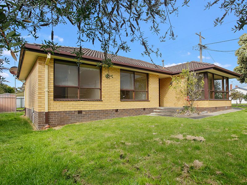 2 Fisk Street, Apollo Bay VIC 3233, Image 1