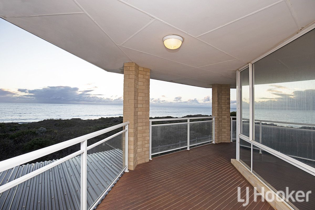 4 bedrooms House in 22 Watersun Drive SILVER SANDS WA, 6210