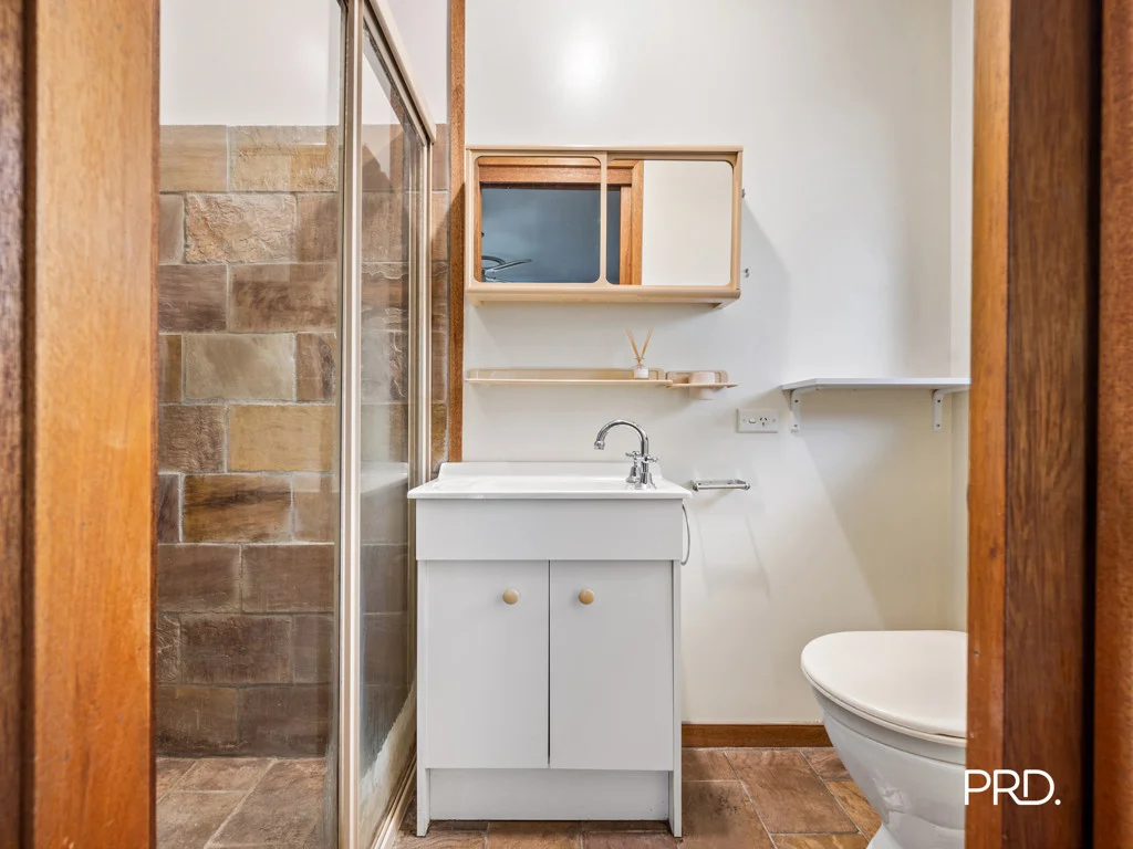 Additional image 7 of 52 Woodland Cres, Narellan NSW 2567