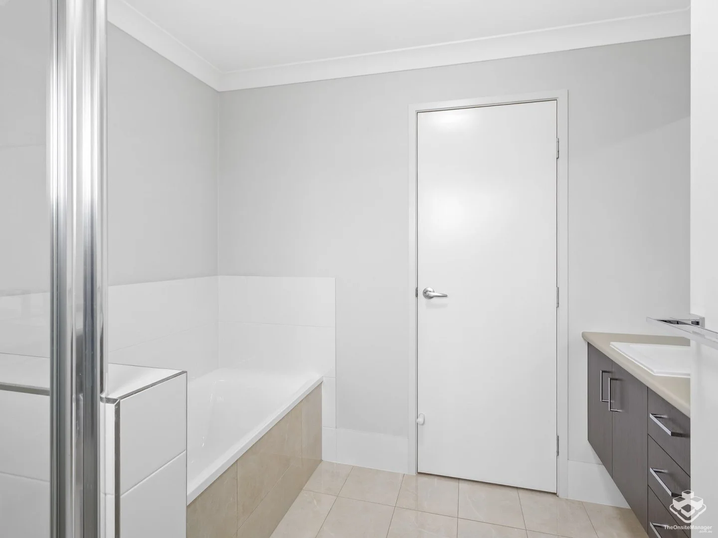 Additional image 7 of ID:21159988/28 Peacock Road, Kallangur QLD 4503