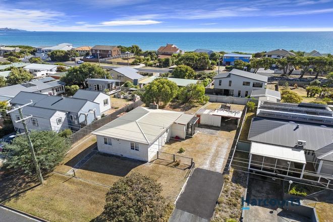 Picture of 29 Turners Avenue, TURNERS BEACH TAS 7315