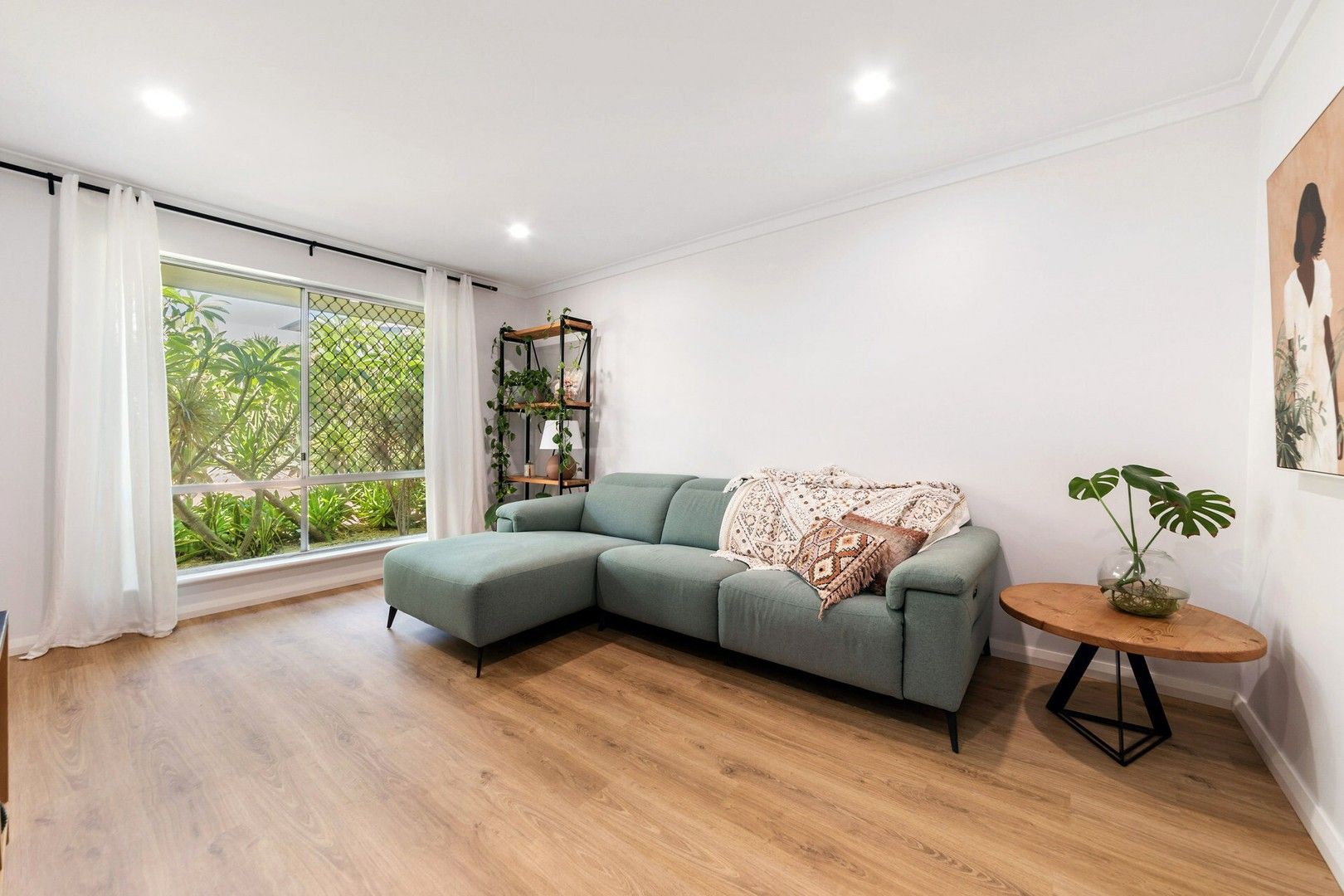 2 bedrooms Apartment / Unit / Flat in Unit 3/10-12 Southbourne St SCARBOROUGH WA, 6019