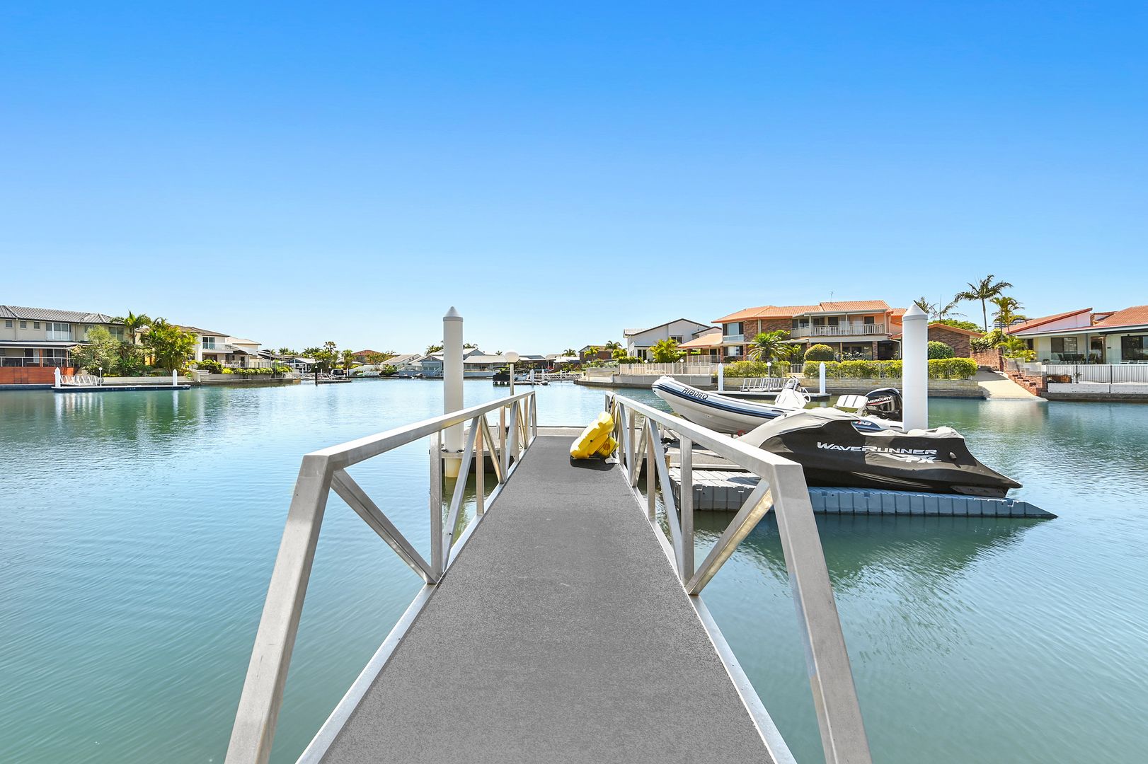 8 Lobster Pot Place, Runaway Bay QLD 4216, Image 1