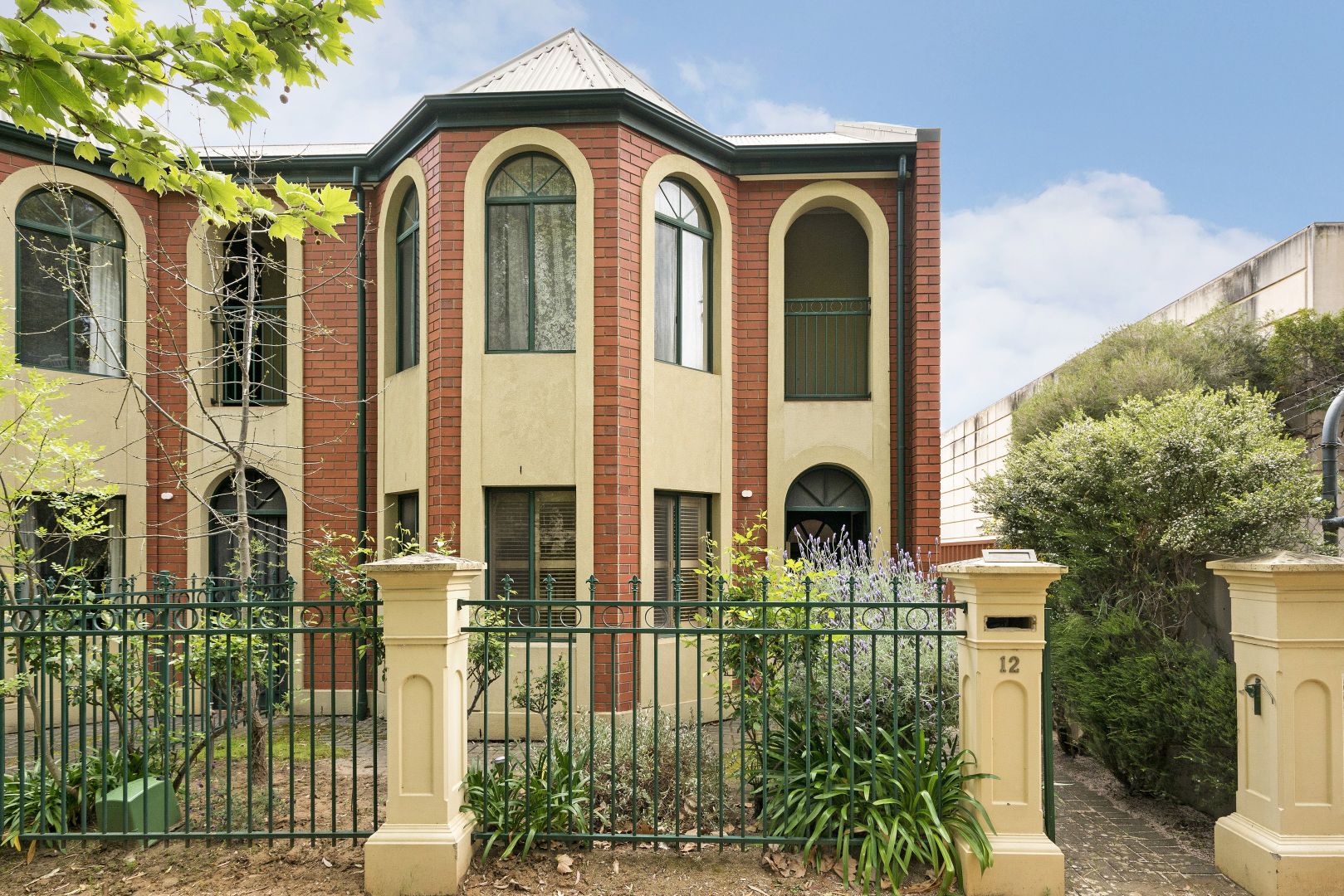 12 Olive Close, Glensid Property History & Address Research Domain