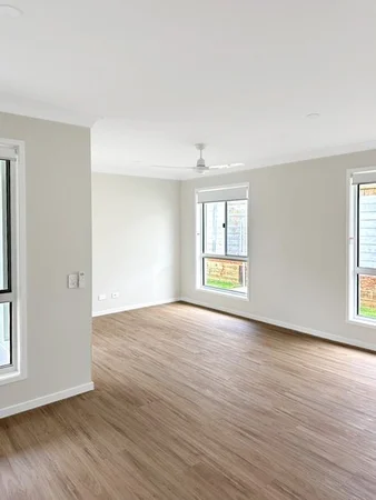 Additional image 3 of 1/15 Humphreys Street, Lawnton QLD 4501