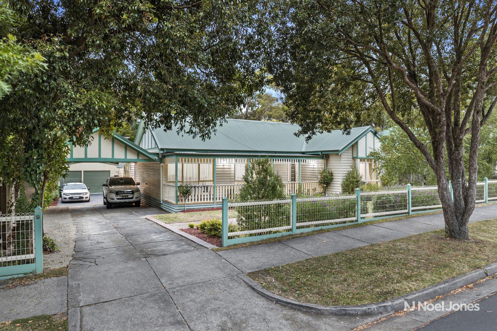 9 Bondi Street, Ringwood East Property History & Address Research