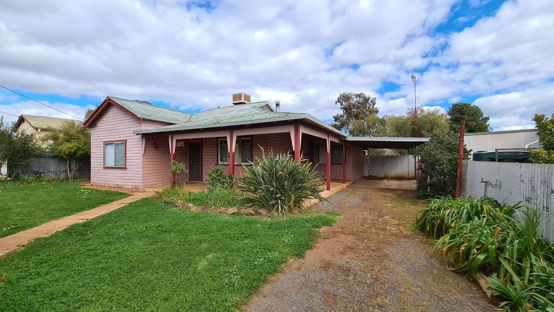 24 Lorne, Lake Cargelligo NSW 2672, Image 1