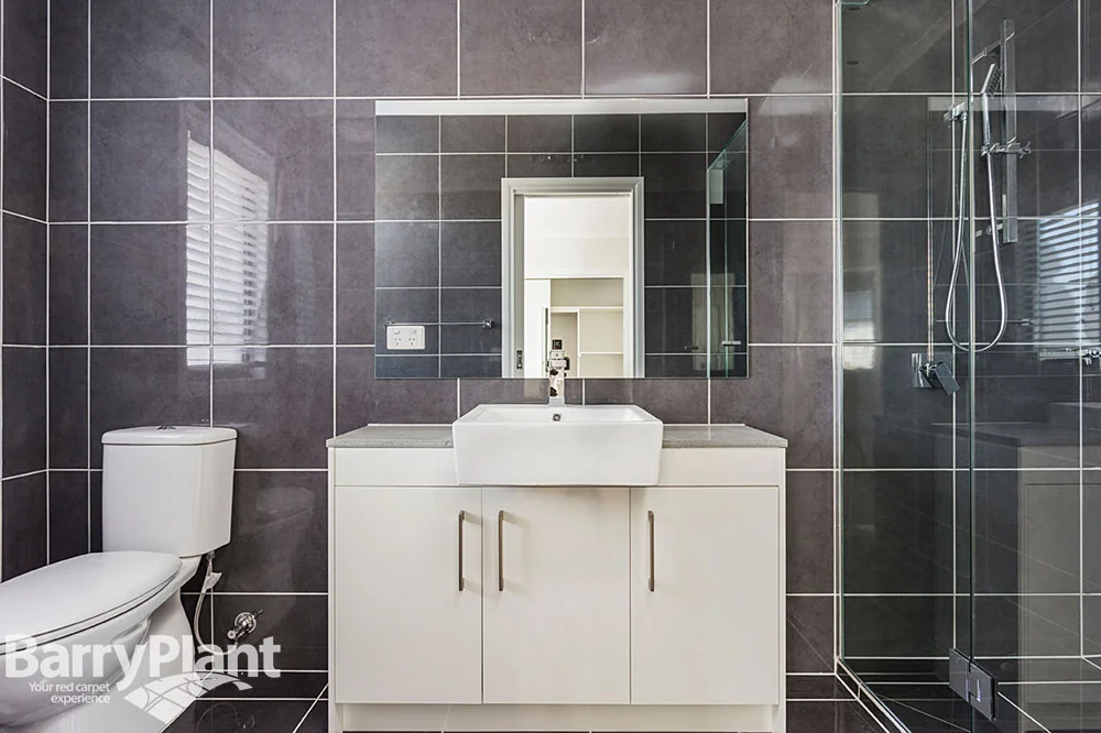 Additional image 5 of 2/16 La Rochelle Boulevard, Point Cook VIC 3030