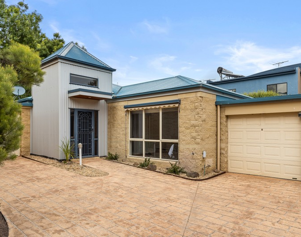 8/14-16 Osbourne Avenue, Cowes VIC 3922