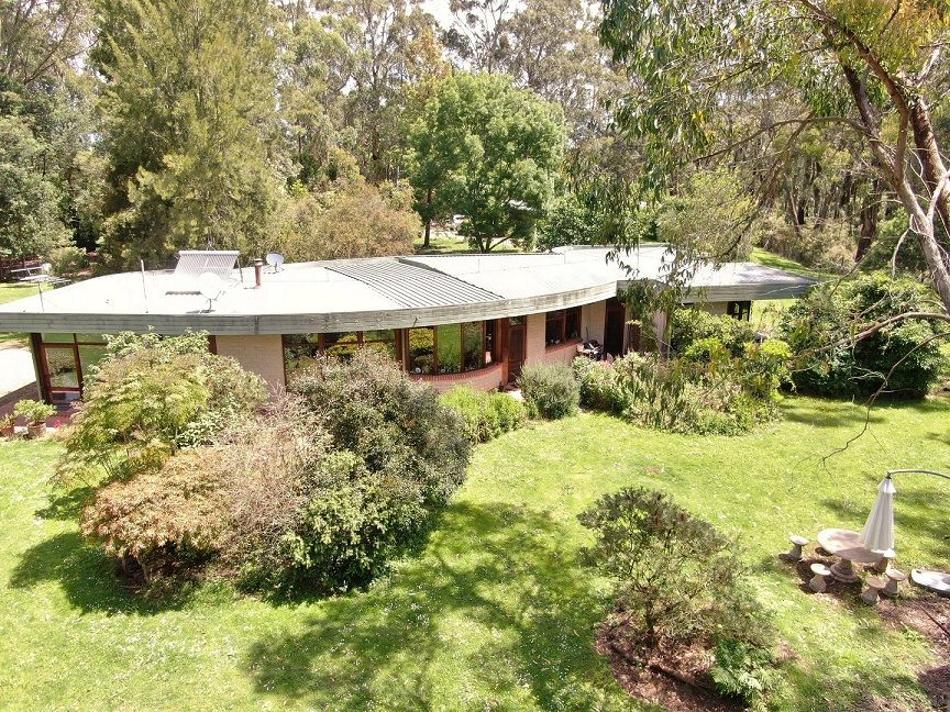 350 Henrys Road, Loch VIC 3945, Image 2