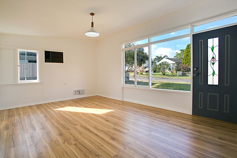 19 Byron Avenue, Campbelltown NSW 2560, Image 2