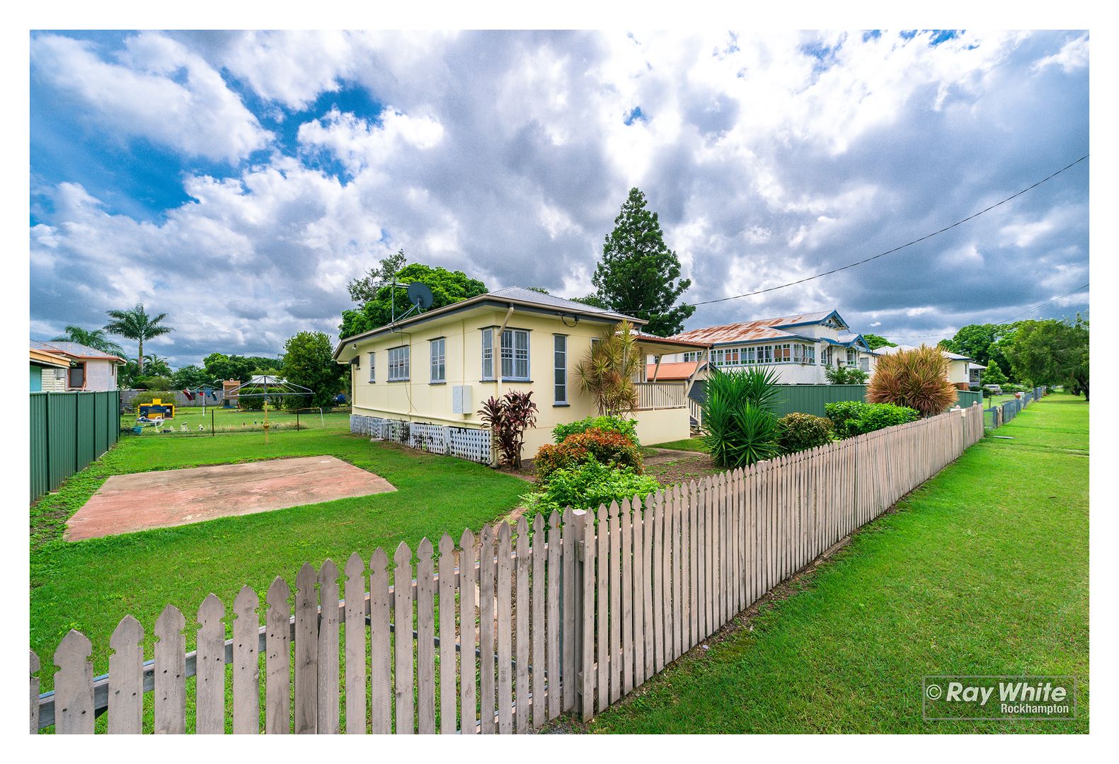 1 Medcraf Street, Park Avenue QLD 4701, Image 2